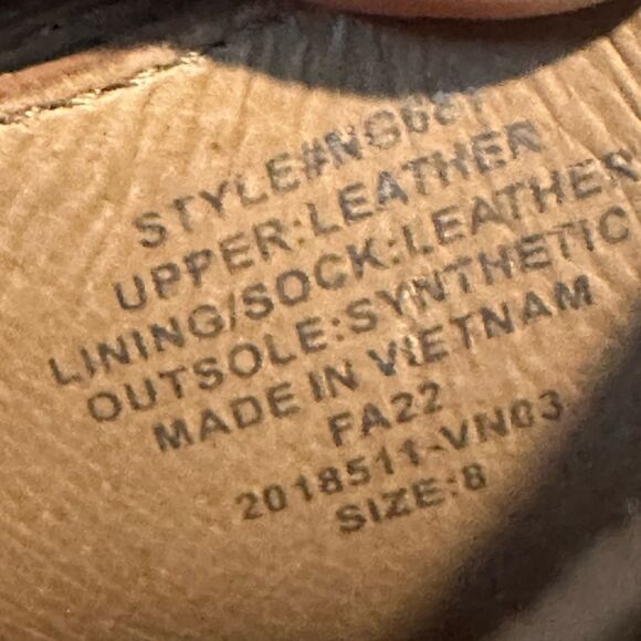 Madewell The Cecily Clog in Oiled Leather 8 - Picture 9 of 9